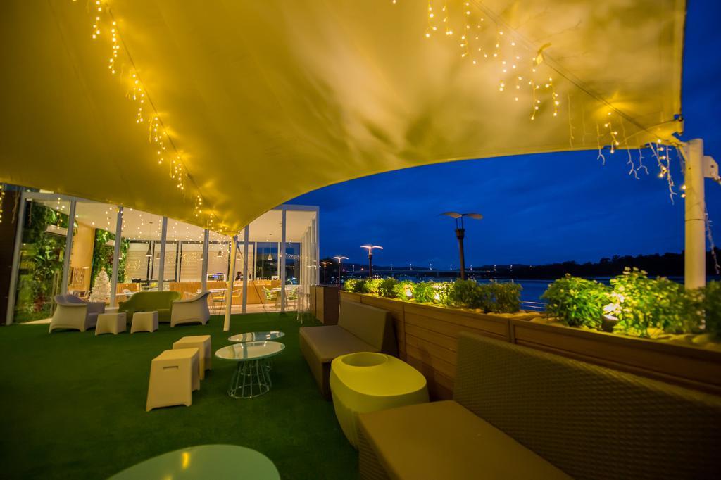 Mega View Hotel Куантан Екстер'єр фото
