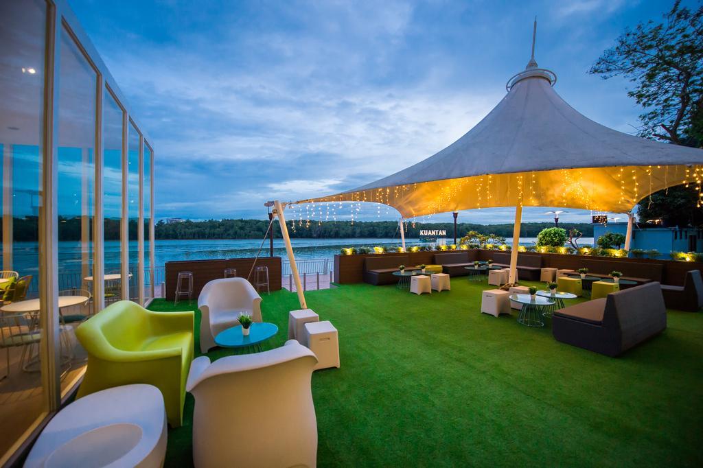 Mega View Hotel Куантан Екстер'єр фото