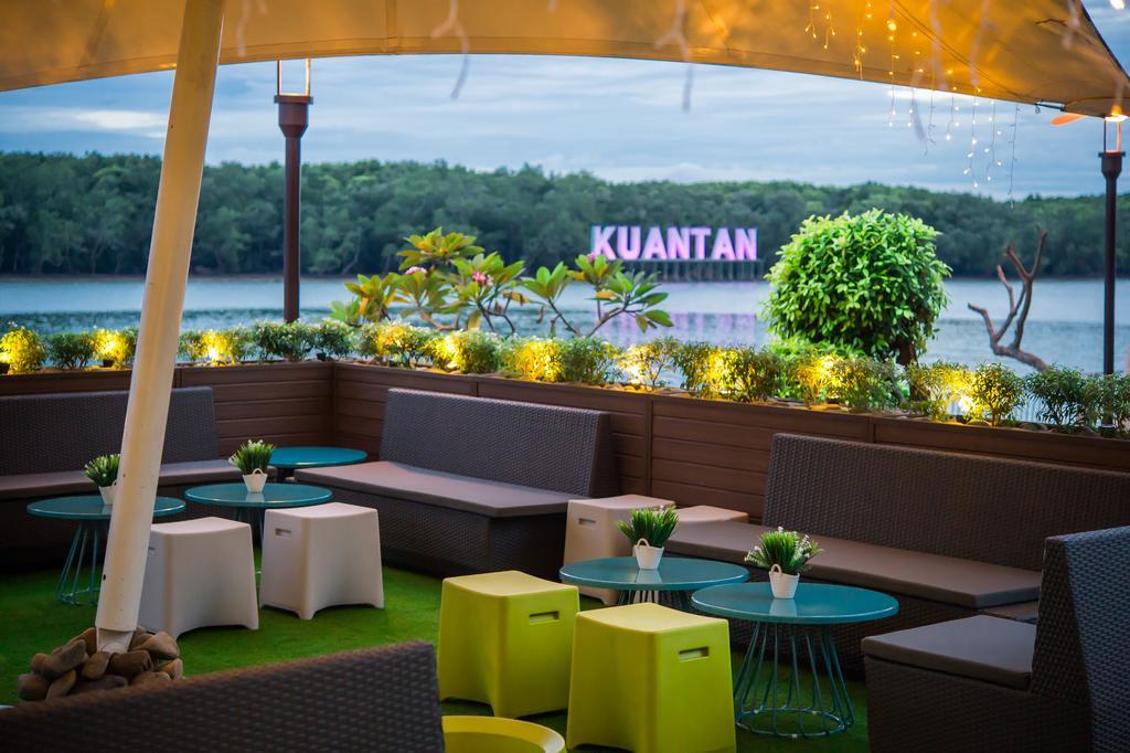 Mega View Hotel Куантан Екстер'єр фото