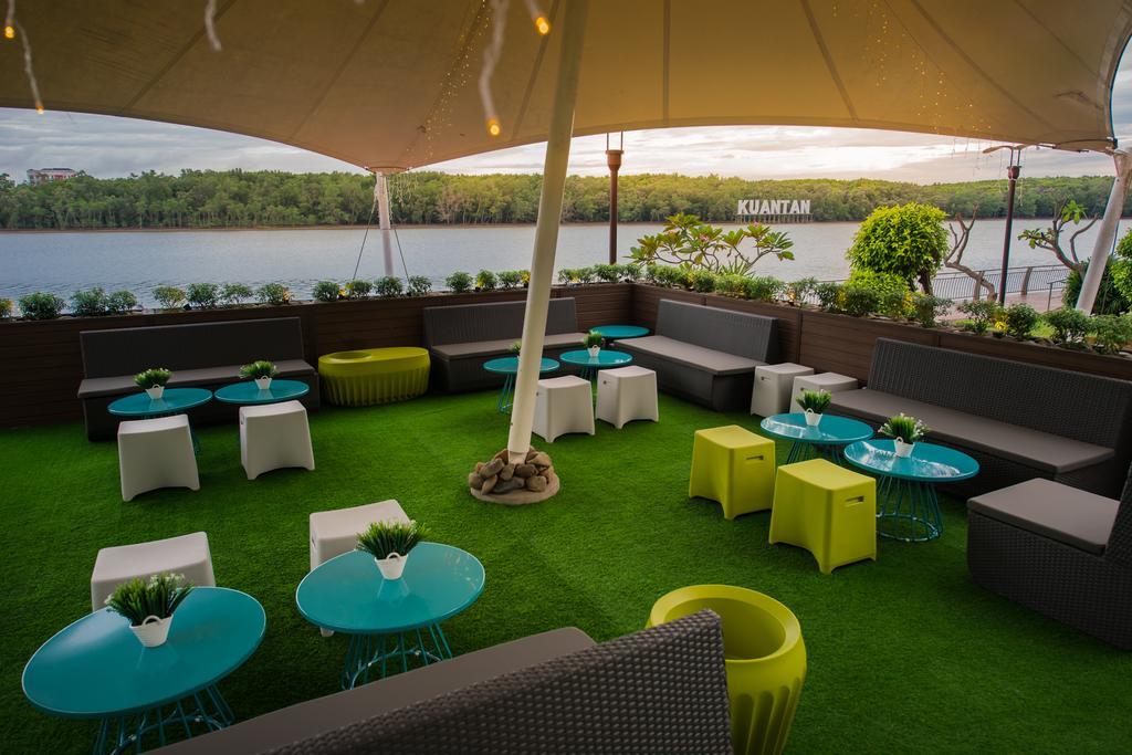 Mega View Hotel Куантан Екстер'єр фото